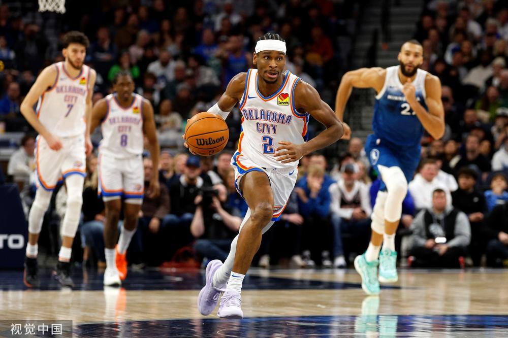 這一歷史性 這一歷史性