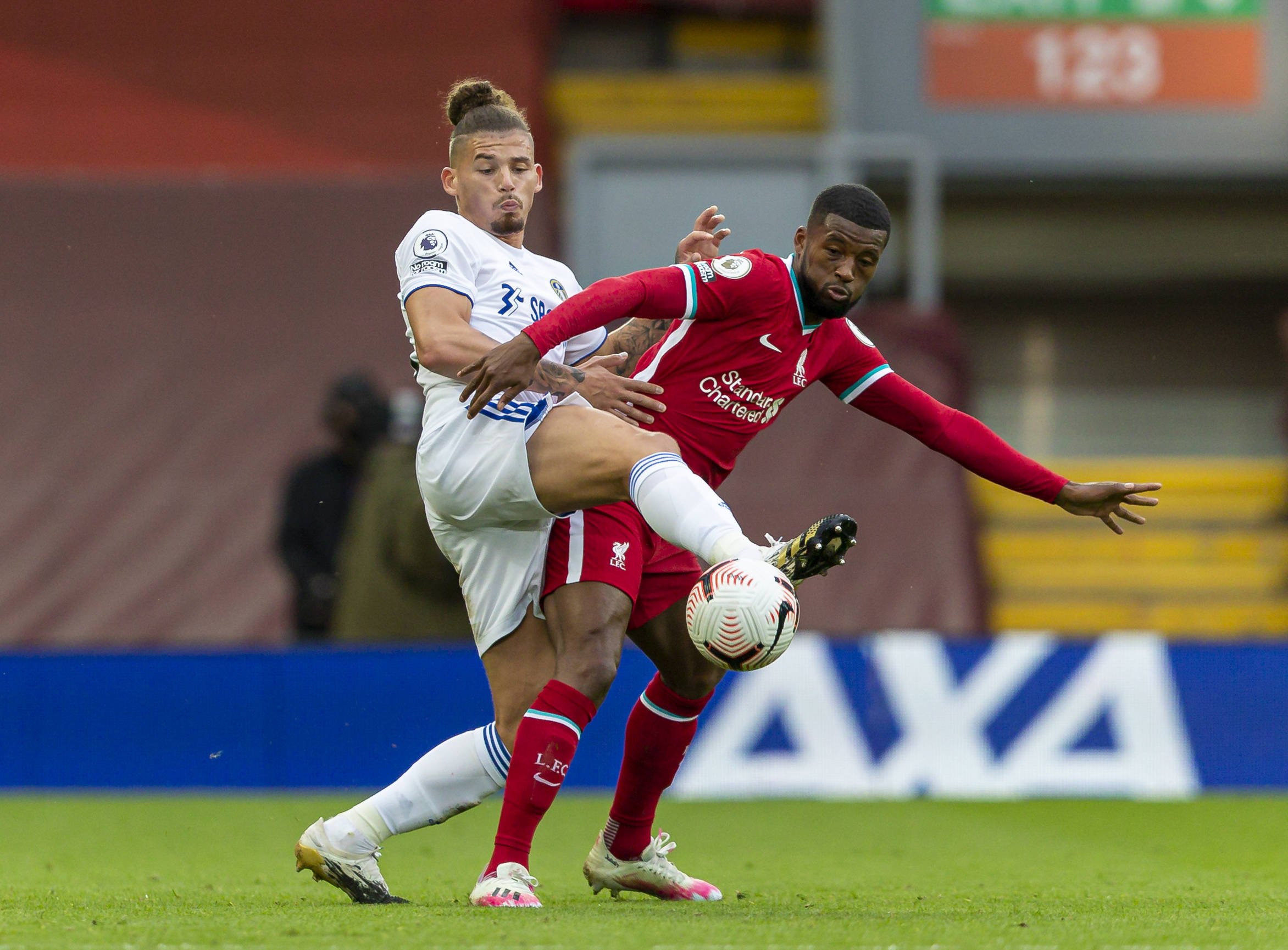 队打入一球 队打入一球